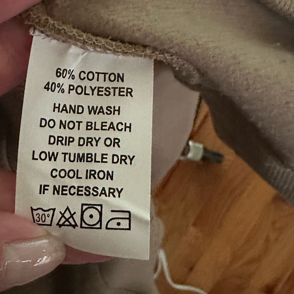 Hoodie New Condition XL - Picture 5 of 5